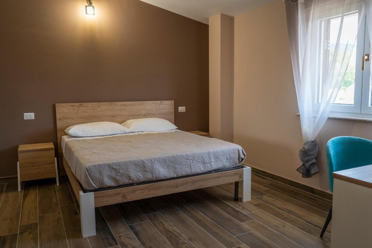 Bed and Breakfast Da Zia Gio à Padula Extérieur photo